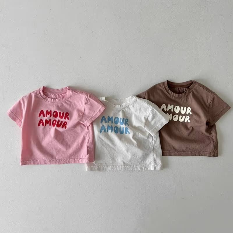 Детская футболка AMOUR